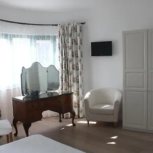 La Fonda Frühstückspension Palau